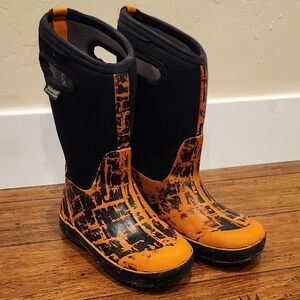 Bogs Kids Black and Orange Rain Boots